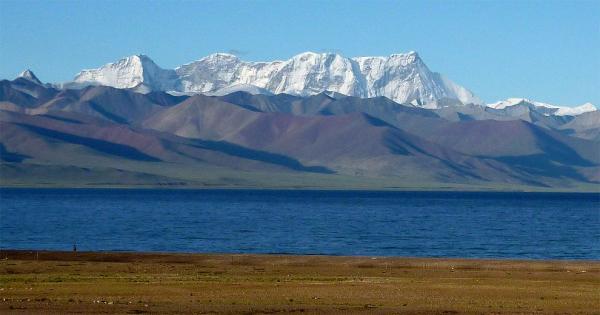 Nyenchen Tanglha