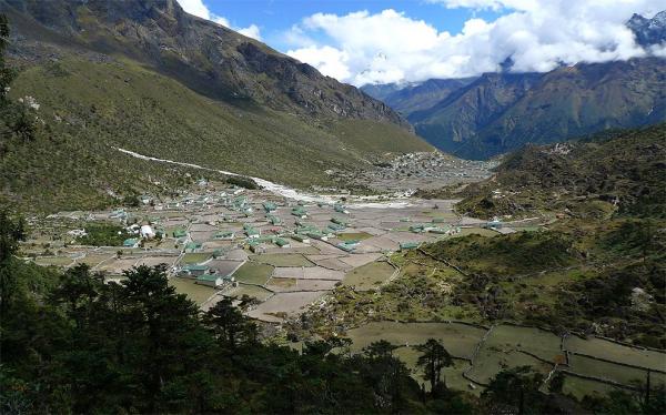 Turistika po Gongle Danda