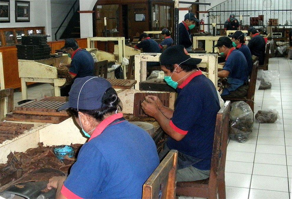 In the cigar factory