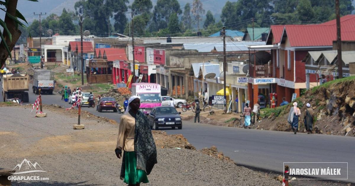 Life in Kisoro Typical African town with a colorful mar
