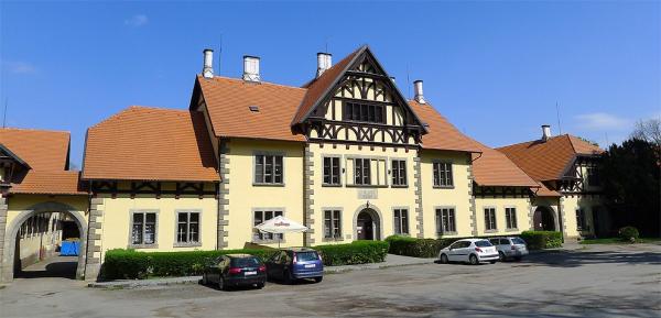 Hřebčín ve Slatiňanech