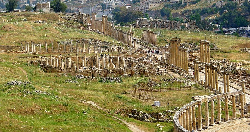 Cardo Maximus