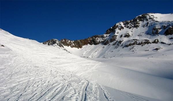 Ascend to pass Tiesenjoch