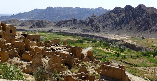 Fields below Kharanaq