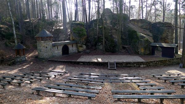 Forest theatre