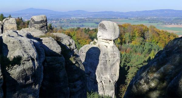Vyhlídka nad schody k Symbolickému hřbitovu