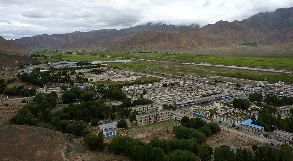 The outlook of Bainang