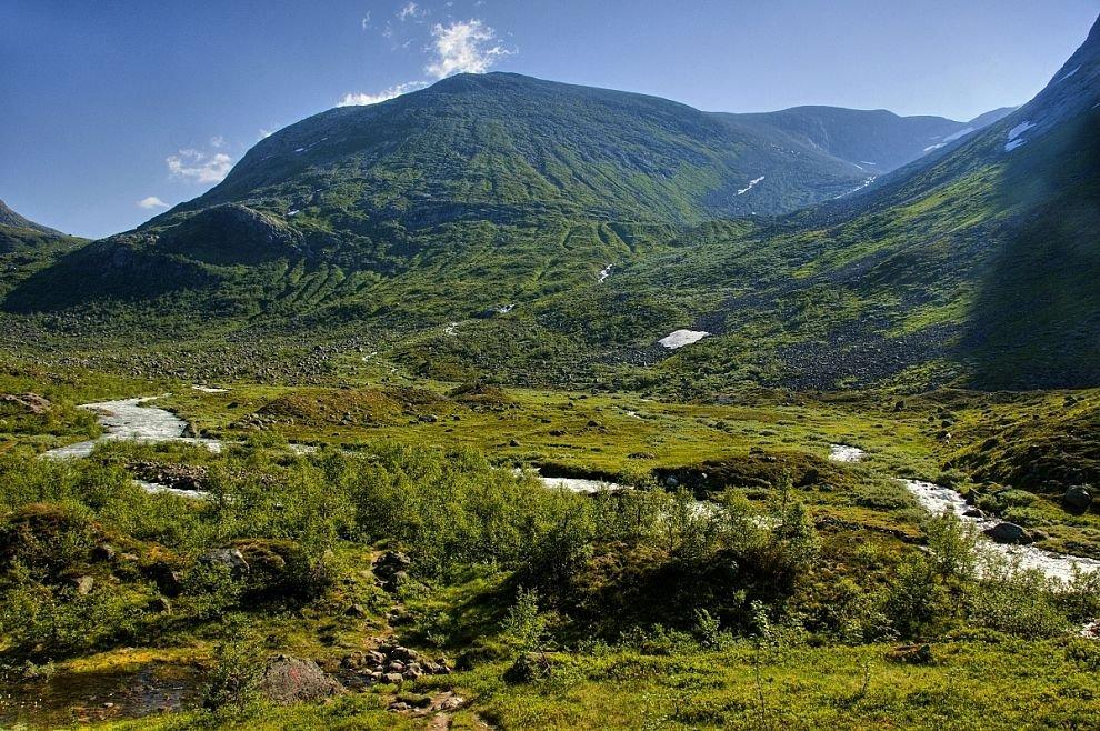 Glacial valley