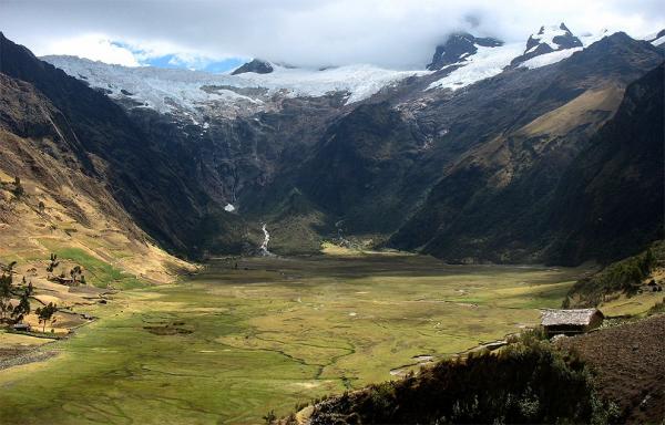 End of the valley Jancapampa