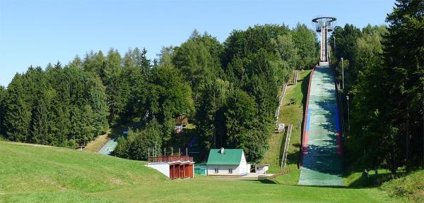 Skokanské můstky nad Lomnicí