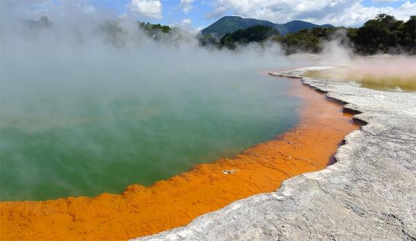 Magický Champagne Pool