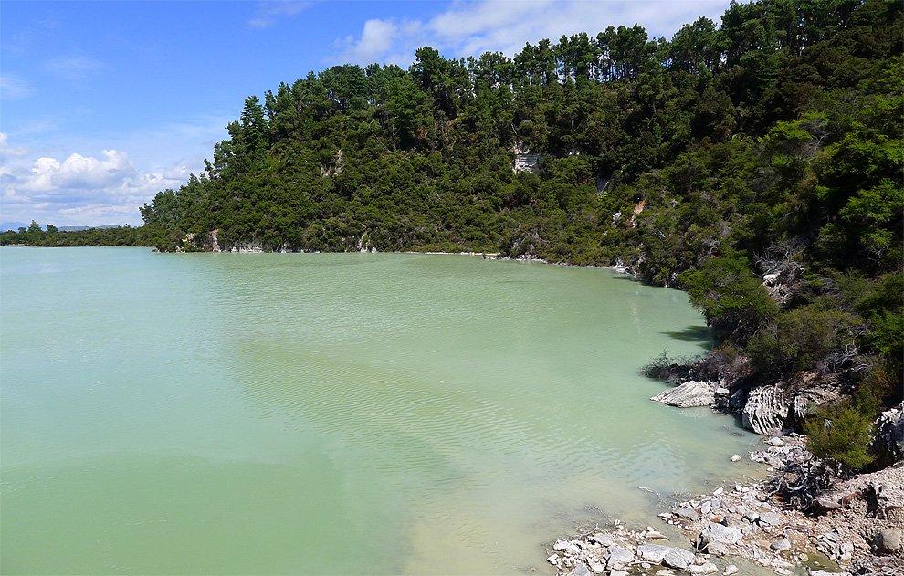 Jezero Ngakoro