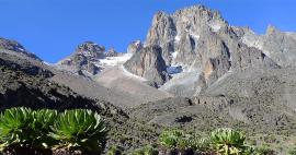 Crossing of Mount Kenya