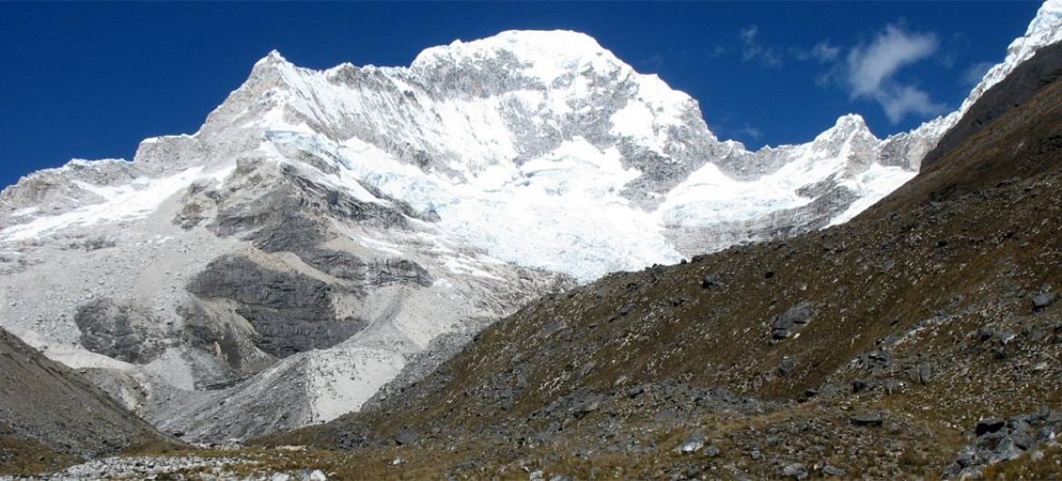 Alpamayo BC Trek