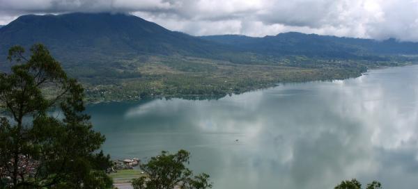 Jezero Batur