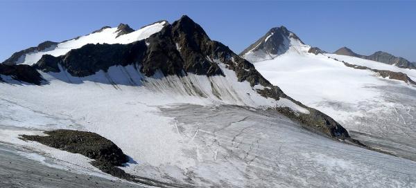 Ascent to Saykogel from the west