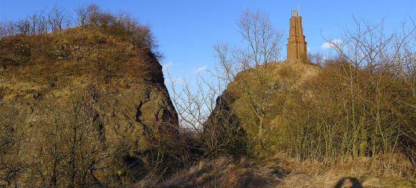 Ascent to Veliš