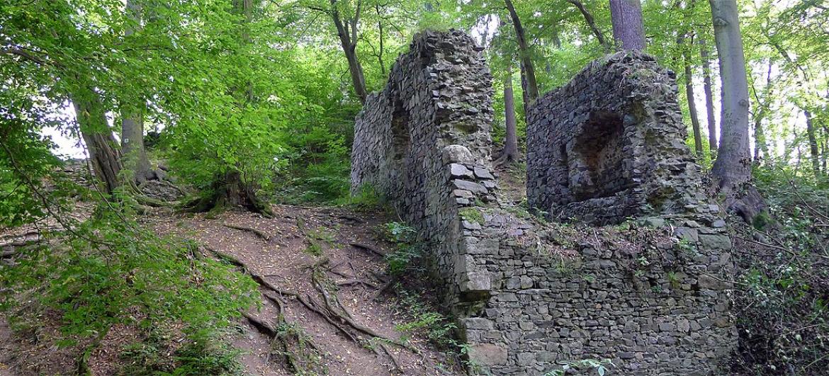 Prohlídka zříceniny Zbořený Kostelec: Počasí a sezóna