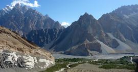 Hike Passu - Lake Borit