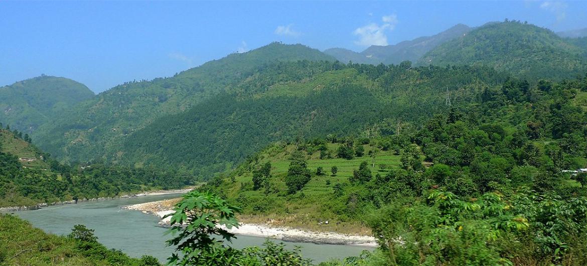 Jízda po Prithvi Highway